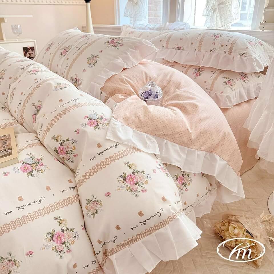 VM VOUGEMARKET Full Comforter Set Elegant Pink Flower Printed Romantic Ruffle Comforter with 2 Pillow Shams Reversible White Lace Bedding Comforter Set for Teen Girls(3pcs,Full)