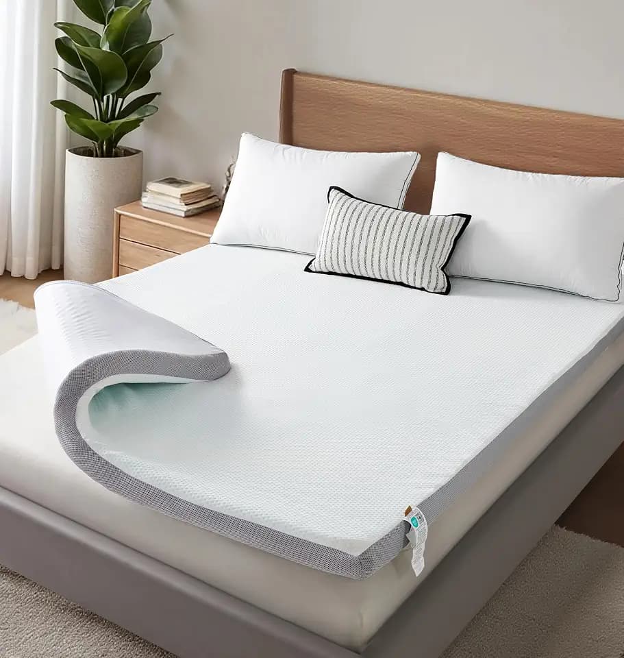 SAPHREAS 3 Inch Memory Foam Mattress Topper King Size with Soft Ventilated Mattress Pad Cover, Egg Crate Bed Topper for Back Pain & Pressure Relief, CertiPUR-US Certified