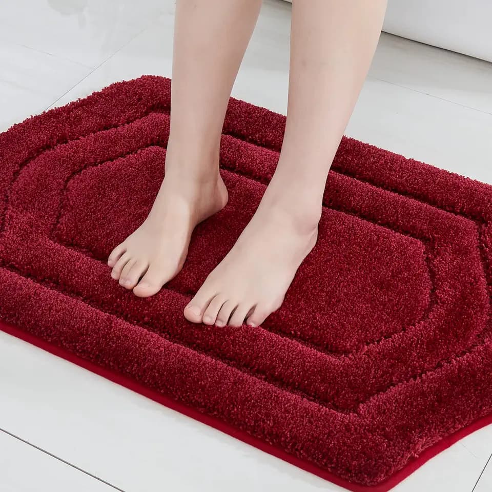 COSY HOMEER Plush Non-Slip Bath Mat, Red, 17" x 27"