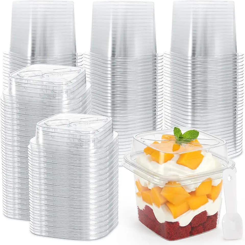 Dicunoy 50 Pack Plastic Dessert Cups with Lids and Spoons, 12 Oz Square Clear Cake Containers for Yogurt, Parfait, Pudding, Fruit, Mousse, Strawberry Shortcake, Event and Party