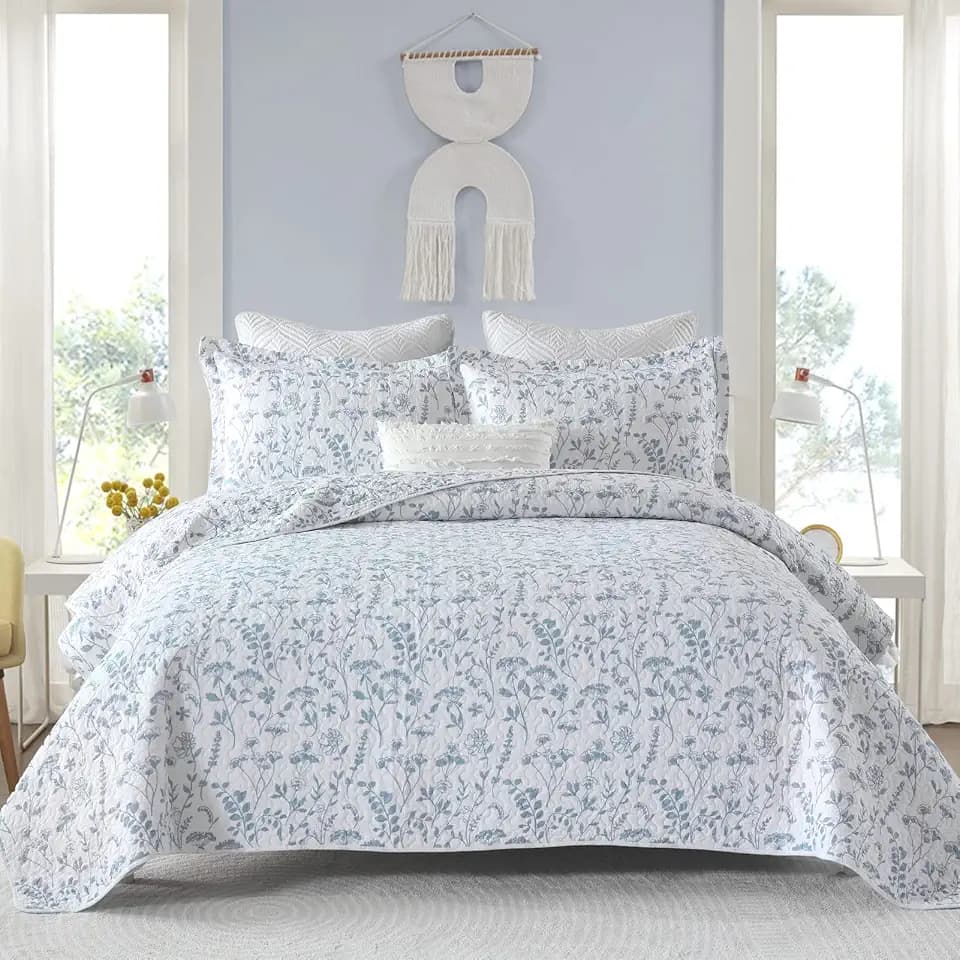 KALOOLA 100% Cotton Queen Quilt Set, Cottage Botanical Floral, Blue/White