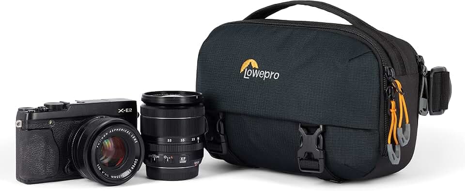 Lowepro Trekker Lite HP 100, Kompakter Kamerarucksack mit Tablet-Fach, Kameratasche für Spiegellose Crop-Sensor-Kameras, UltraCinch-Kompressionssystem, Schwarz
