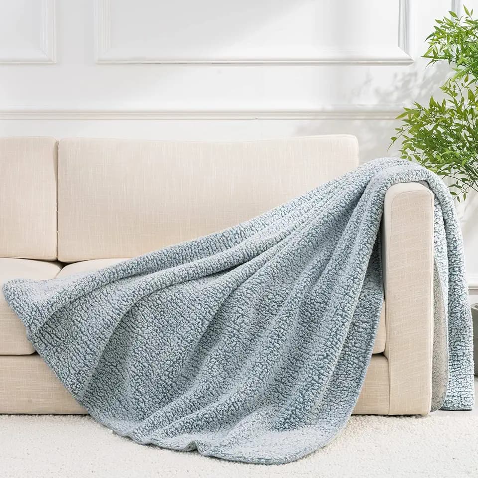 RECYCO Sherpa Throw Blanket for Couch,Super Soft Cozy Blankets Fuzzy Faux Fur Throw for Sofa Bed Lightweight Warm Blankets 2 Tone Ombre Gradient Navy Blue 60”x 80”