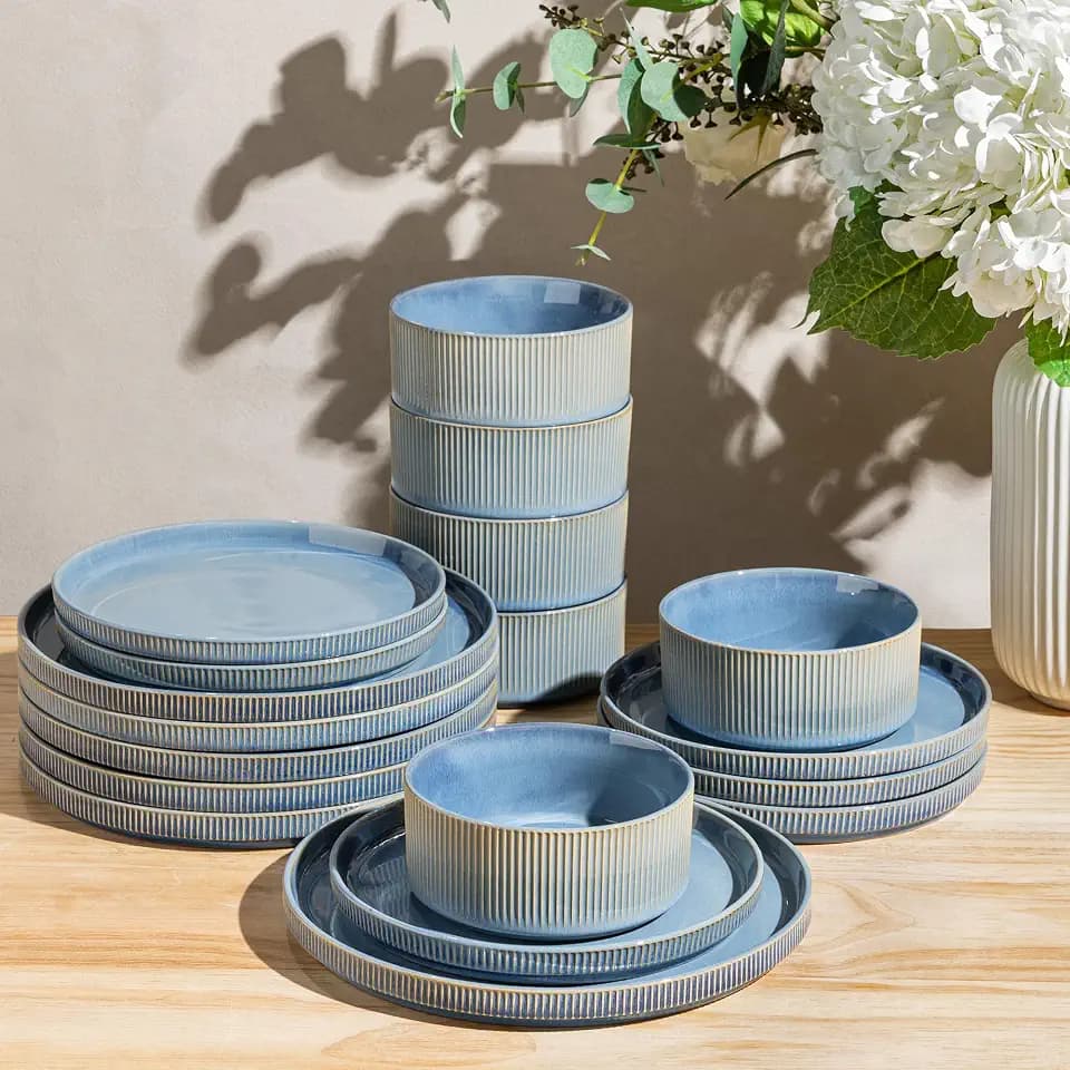 GBHOME Stoneware Dinnerware Sets for 4, 12-Piece Plates and Bowls Set