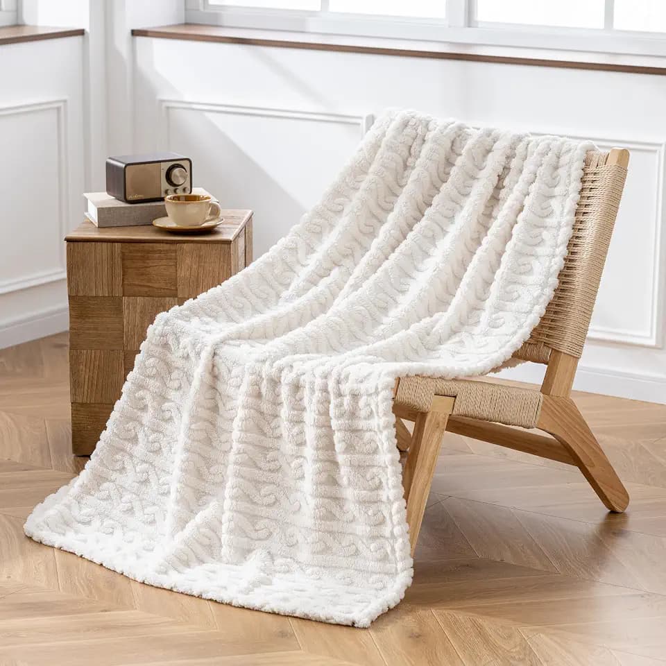 Jacquard Fluffy Fleece Throw - Ultra Soft & Warm Plush Blanket for Couch, Cozy Lightweight Fuzzy Blanket for Adults Kids, Machine Washable, 50in x 70in, Cream