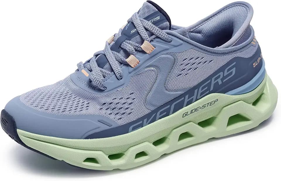 Skechers Women's Glide-Step Altus Sneaker
