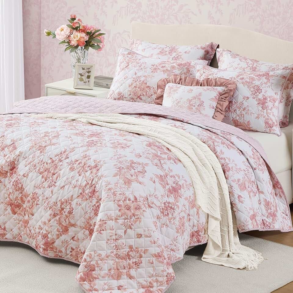 BLOOMHAVEN King Quilt Set-3 Pieces Soft Bedding Floral Reversible Coverlet