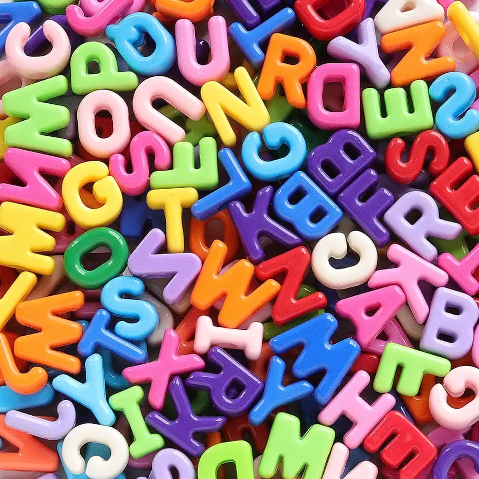 96pcs Chunky Big Letter Alphabet Beads - More High-Use Acrylic Large Bubble Letter Beads for Keychains - Candy Durable DIY Personalized Friendship Bracelets Paracord Jewelry(20 * 20mm)