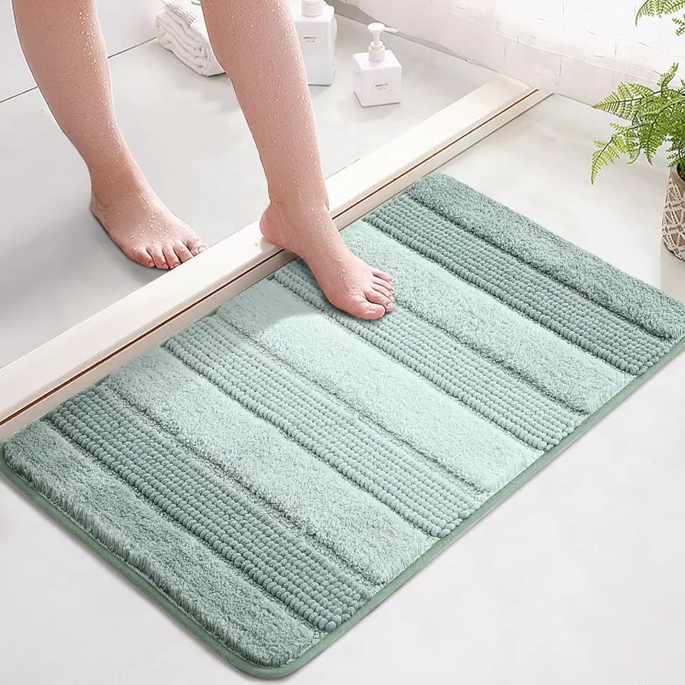 Kmson Ombre Chenille Bathroom Rugs, 20"x32" Non-Slip Bath Mat for Bathroom Floor & Bathtub, Ultra Soft Washable Shaggy Bath Rugs, Fluffy Thick Water Absorbent Microfiber Shower Mat Green