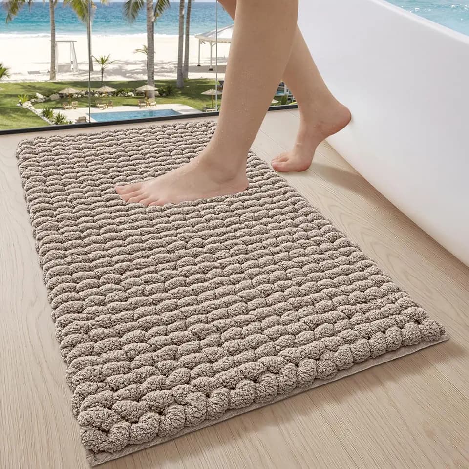 LUMI Chenille Bathroom Rug, Non Slip Absorbent Bath Mat, Beige, 20"x32"