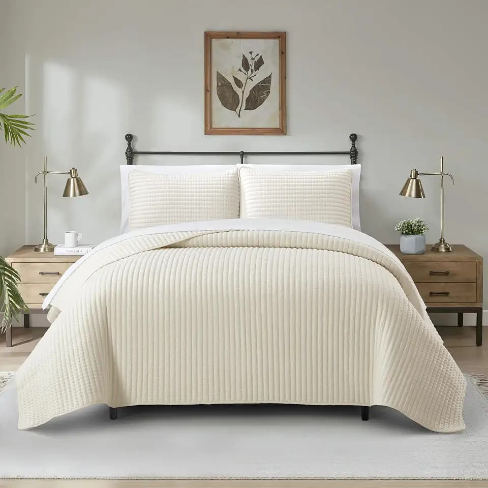 Stratford Park 7 Piece Quilt Set King Size, Solid Color, White Lightweight Bedspread Set, Matching Pillow Sham, Fitted Sheet, Flat Sheet, Pillow Case
