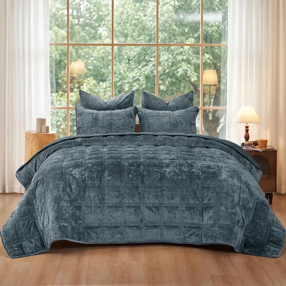PHF Diamond Pattern Luxury Velvet Quilt Set Twin Size, Stormy Blue