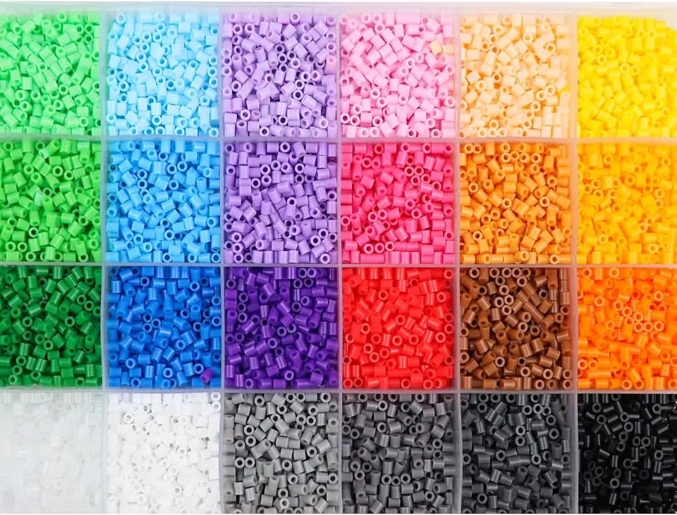 8400 Pcs Fuse Beads Kit 24 Everyday Core Colors (2.6mm Mini Beads), 350 Pcs Per Color, Bulk Perler Beads Kits with Storage Case, for DIY Crafting, School Projects, Daily Art Supplies, Creative Making