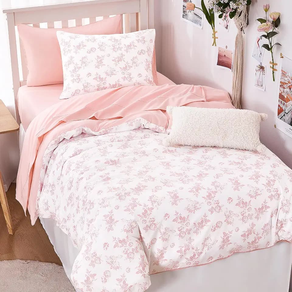 Wake In Cloud - Cottagecore Comforter Set, Floral Vintage Flower Shabby Chic Coquette Aesthetic for Women Teen Girls, Soft Lightweight Dorm Bedding, 3 Pieces, Pink, Twin/Twin XL Size