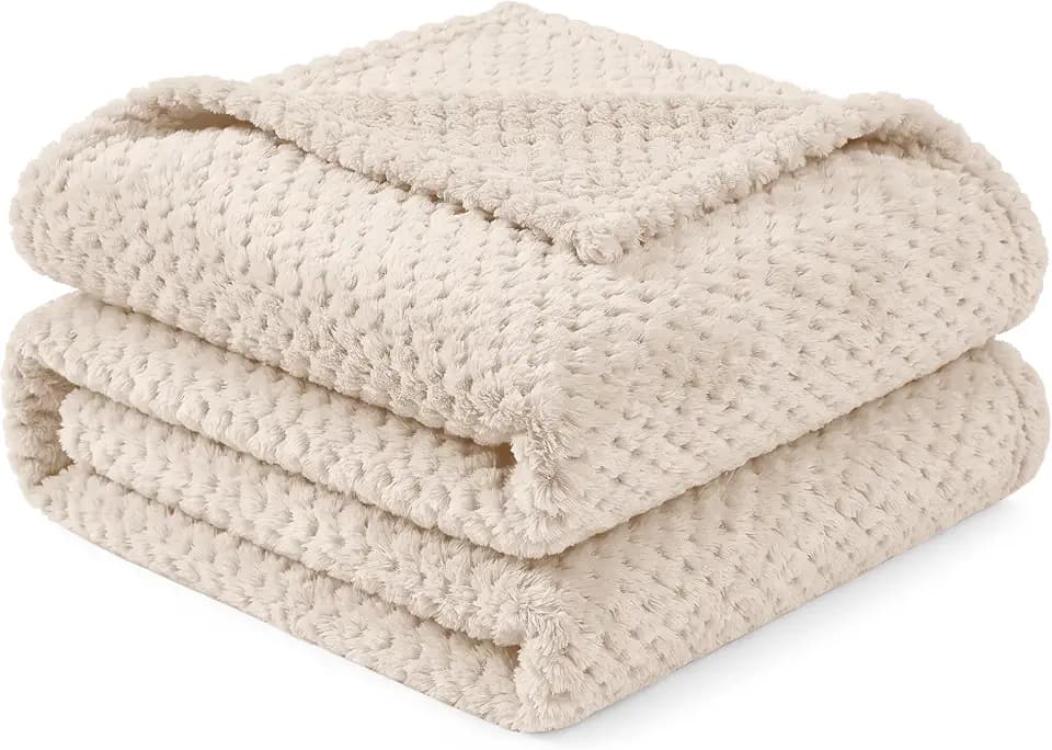 PAVILIA Fleece Throw Blanket for Couch Sofa Bed, Cream Beige 60x80 Twin