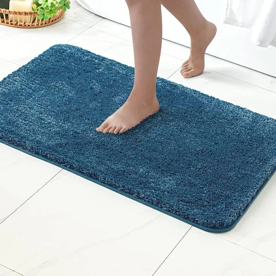 MIULEE Peacock Large Bathroom Rugs Soft Microfiber Bath Mat 24x36 Inch