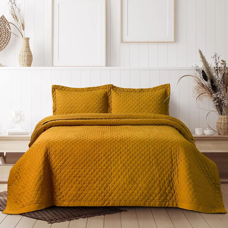 Tribeca Living Brisbane Queen Microfiber Quilt Set, Honey Mustard