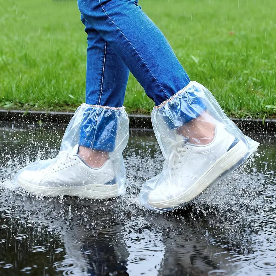 20 Pcs Waterproof Shoe Covers for Rain, Shoe punchos for Women & Men, Thickened PE material, Non-slip, Disposable, Slip-On, Outdoor Overshoes for Wet Weather, Commuting, Dog Walking (Clear)