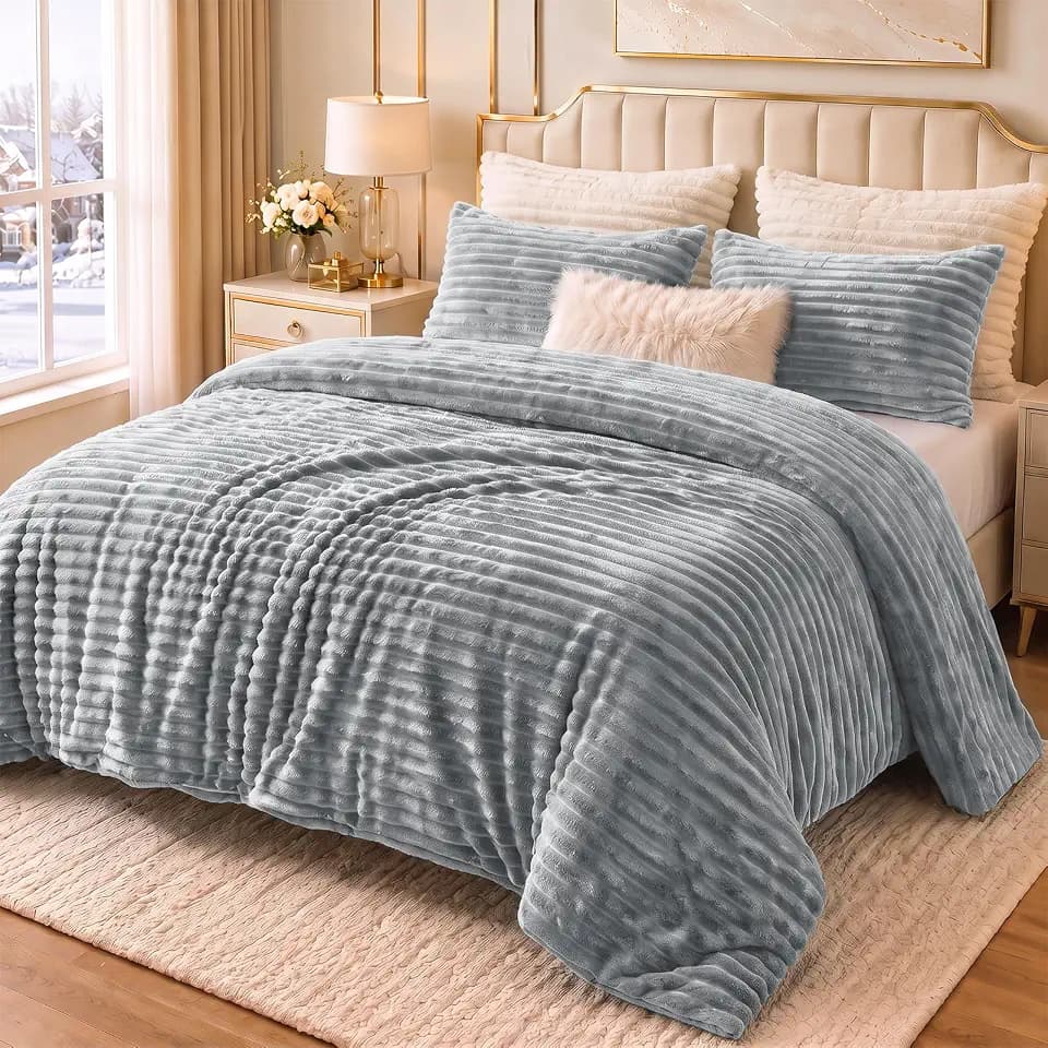 CozyLux Fleece Queen Comforter Set, 3 Piece Winter Warm Grey Bedding