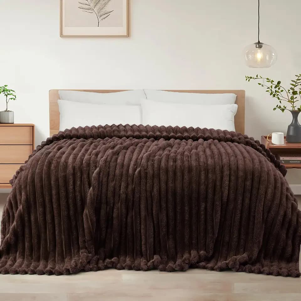 Exclusivo Mezcla Striped Queen Size Fleece Blanket for Bed, Coffee