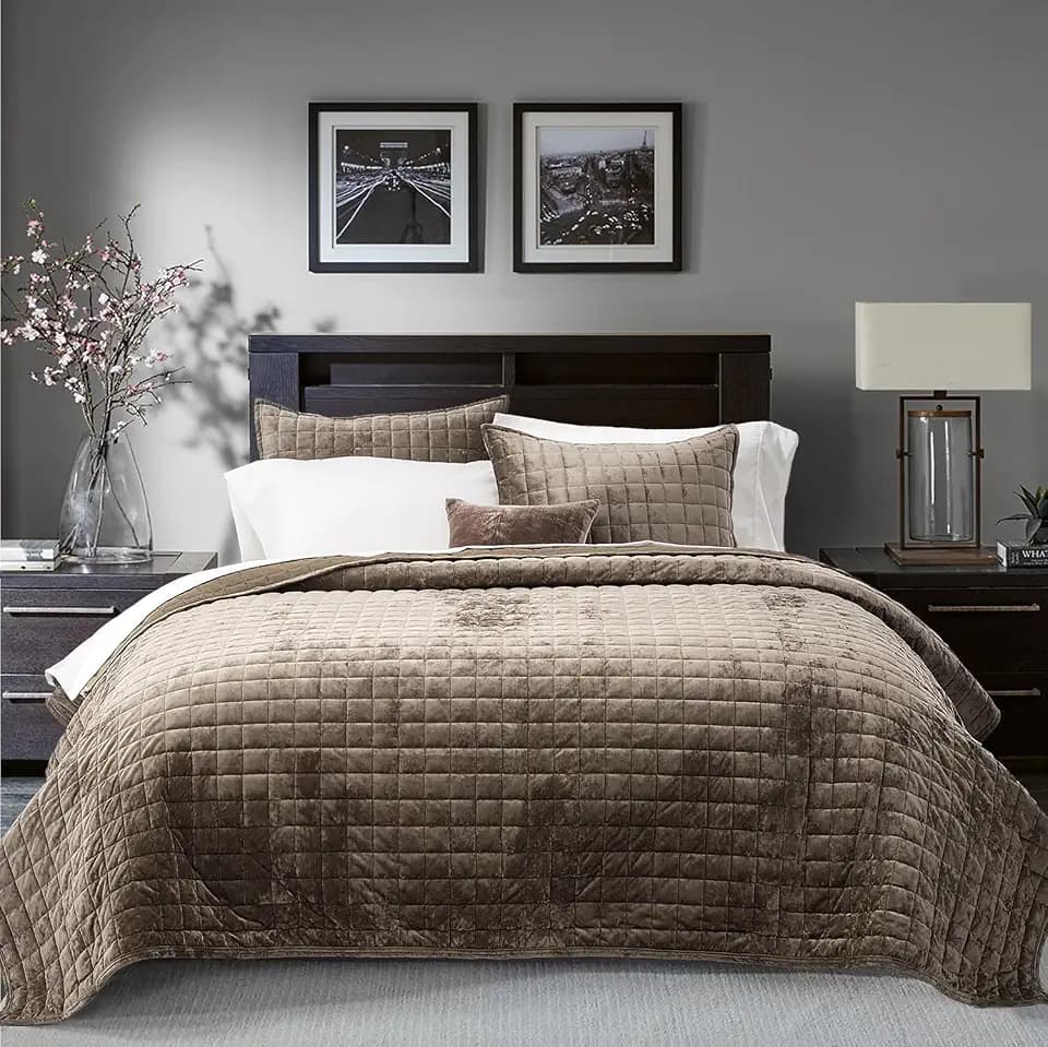 RECYCO Channel Box Stitch Velvet Quilt Set, King Size, Mocha Brown