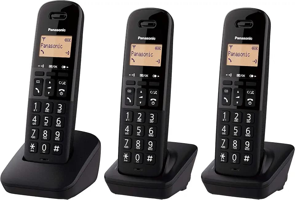 Panasonic KX-TGB613EB DECT Schnurloses Telefon mit großer Taste, mit störender Anrufsperre (drei Hörer Pack) – Schwarz