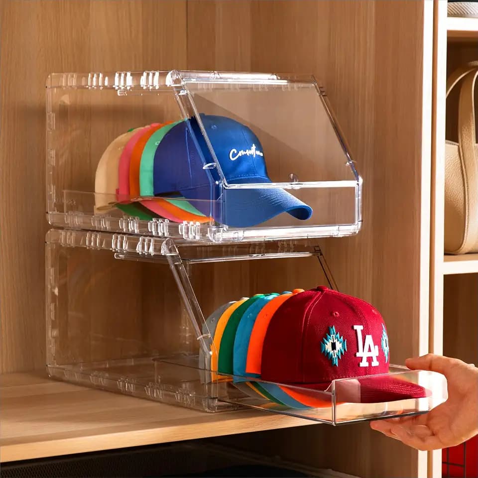 Ozueccr Cap Organizer Box – Stackable Clear Display Box with Sliding Drawer, Holds 15 Baseball Caps, Closet and Shelf Organizer for Hats, Transparent Display with Anti-Slip Feet