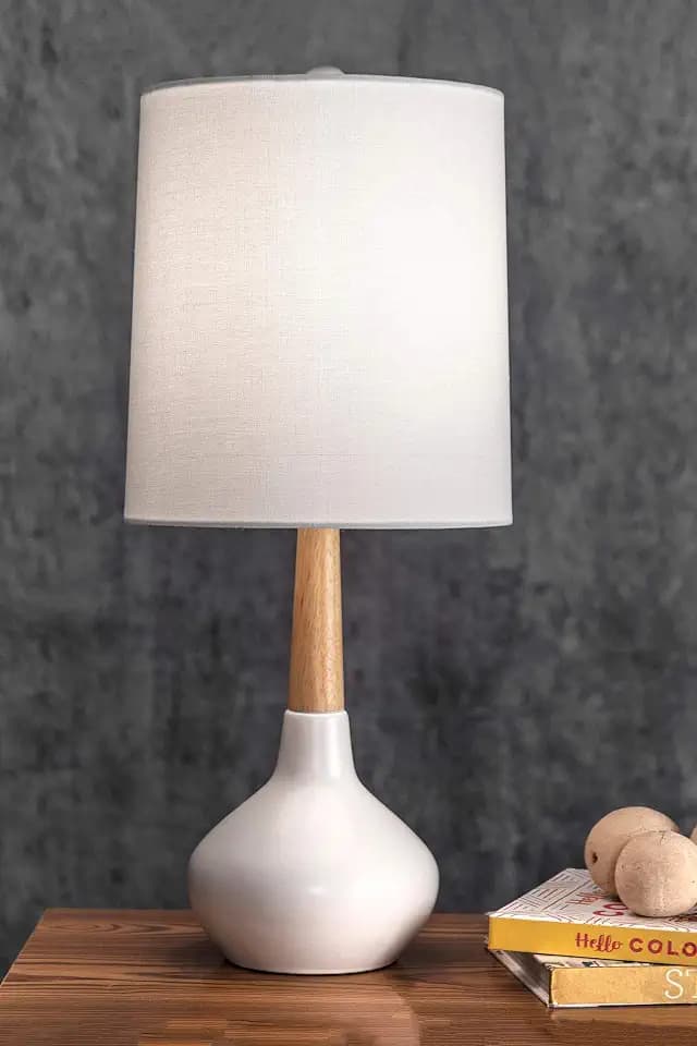 nuLOOM Castine 25" Ceramic Table Lamp