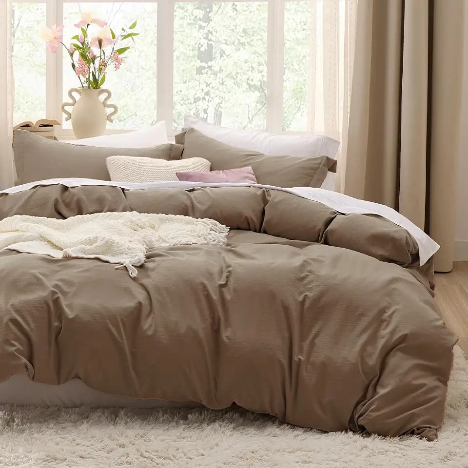 Bedsure Prewashed Duvet Cover King, Cotton-Like Soft Bedding Set, Brown