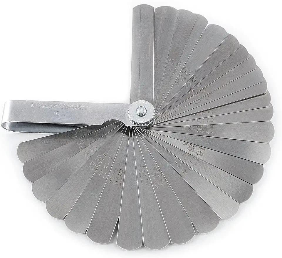 GEARWRENCH 32 Blade Deluxe SAE/Metric Feeler Gauge | 161D