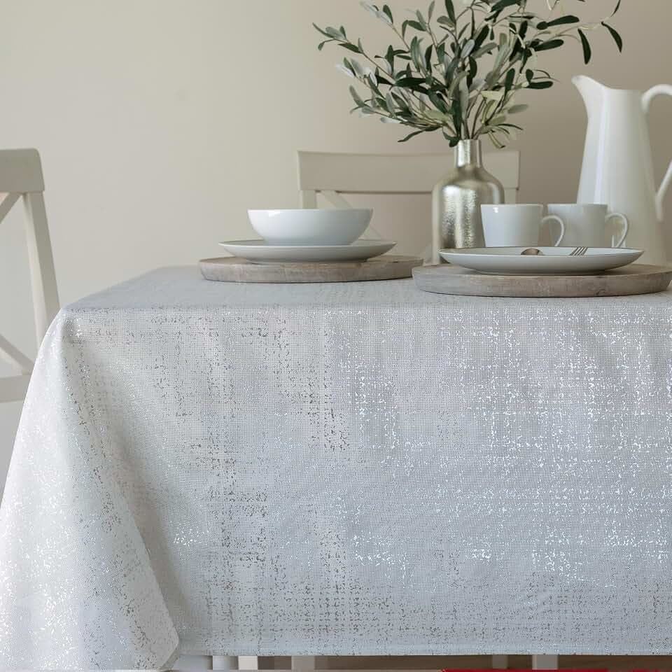 Benson Mills Gold Mine Tablecloth (Ivory/Silver, 60" x 120" Rectangular)