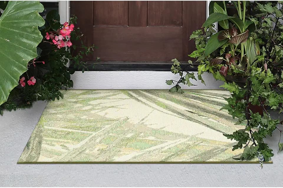 Liora Manne ESENCIA Indoor/Outdoor Power Loomed Latex Back Non Slip Mat - Transitional Graphic Botanical Beach Colorful (Palm Fan Green) (2' x 2'10")