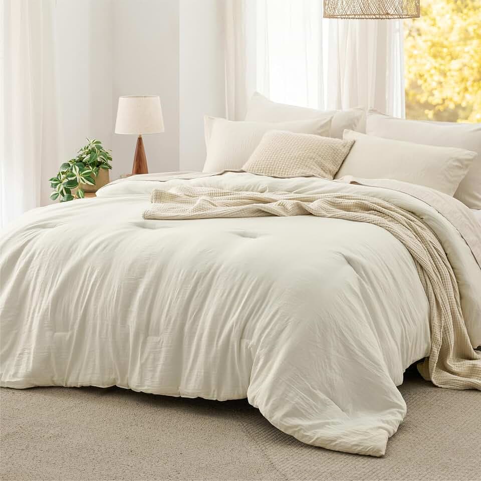 Bedsure Queen Comforter Set Prewashed Soft Bedding Set 3Pcs Ivory 90"x90"
