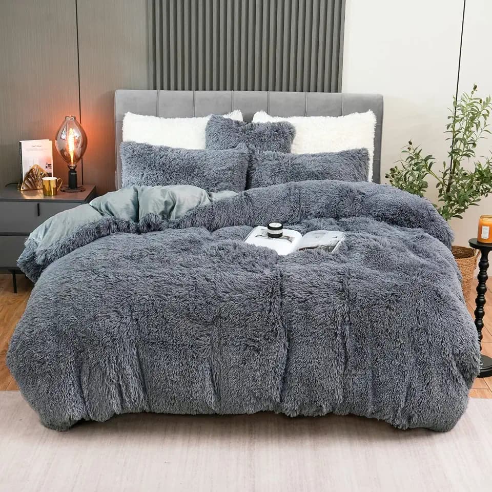 Fluffy Plush Duvet Cover Set , Luxury Ultra Soft Velvet Fuzzy Comforter Cover Bed Sets 4Pcs(1 Faux Fur Duvet Cover + 2 Pillow Cases + 1 Cover) Zipper Closure (Queen, Dark Gray)