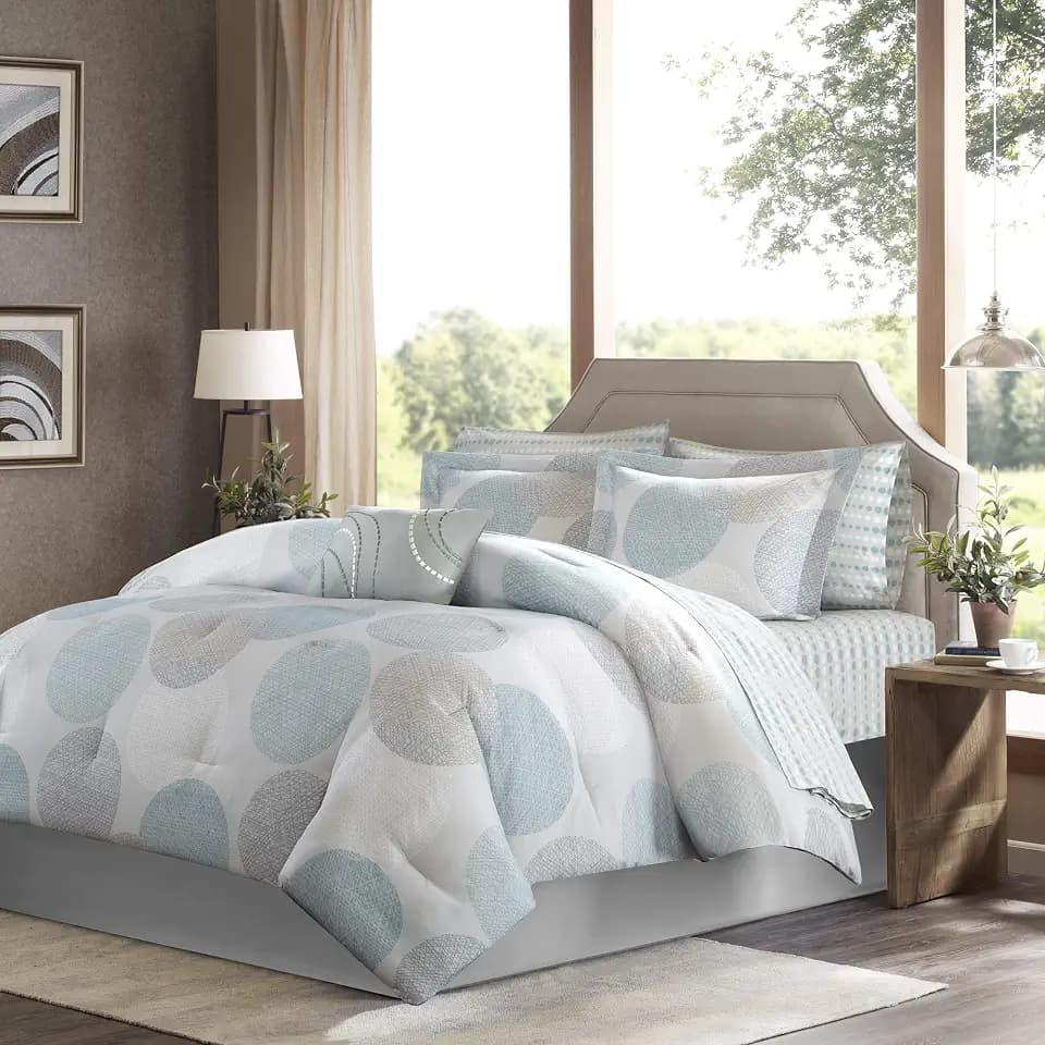 Madison Park Essentials Cozy Bed in a Bag Comforter, Vibrant Color Design All Season Down Alternative Cover with Complete Sheet Set, Queen(90"x90"), Circular Aqua, 9 Piece