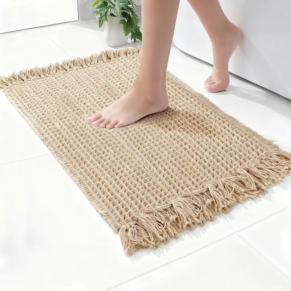 Waffle Bath Mat, Super Absorbent Waffle Bathroom Rug with Tassels, Non Slip Bath Mats for Bathroom Floor, Ultra Soft Boho Bath Mat, Quick Dry Shower Mat, Machine Washable, 24"×36", Khaki