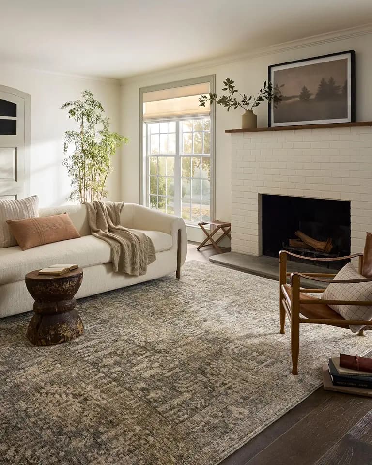 Loloi Magnolia Home Junie Moss/Natural 3'-11" x 5'-7" Accent Rug