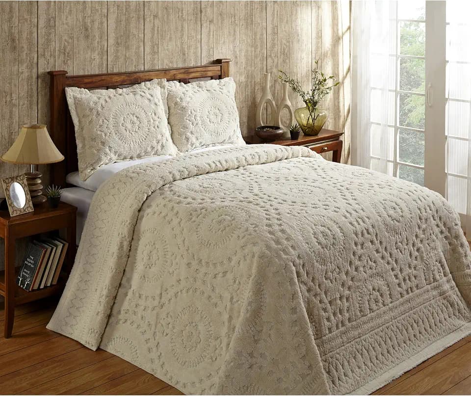 Better Trends Bedspreads, Queen Size Bedspread 100% Cotton Chenille Coverlet Bed Spread, 102" x 110" Ivory Medallion Design, Soft Lightweight All Season