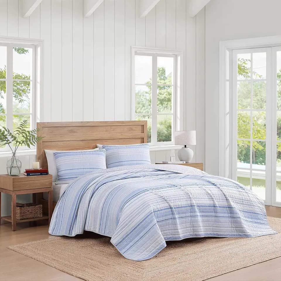 Tommy Hilfiger - King Quilt Set with Matching Shams, Soft Bedding Set