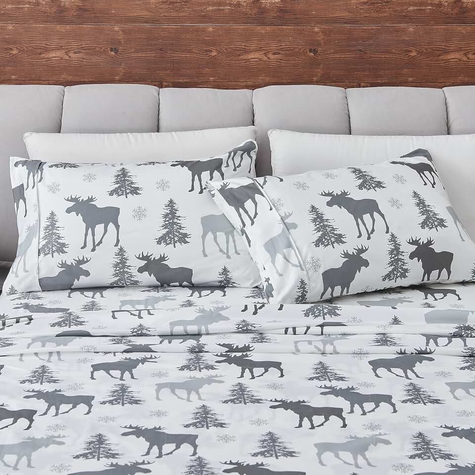 Great Bay Home Full Size Microfiber Sheet Set - 4-Piece Lodge Bed Sheets - Ultra-Soft and Smooth Brushed Microfiber Woodland Decor Bedding (Moose)