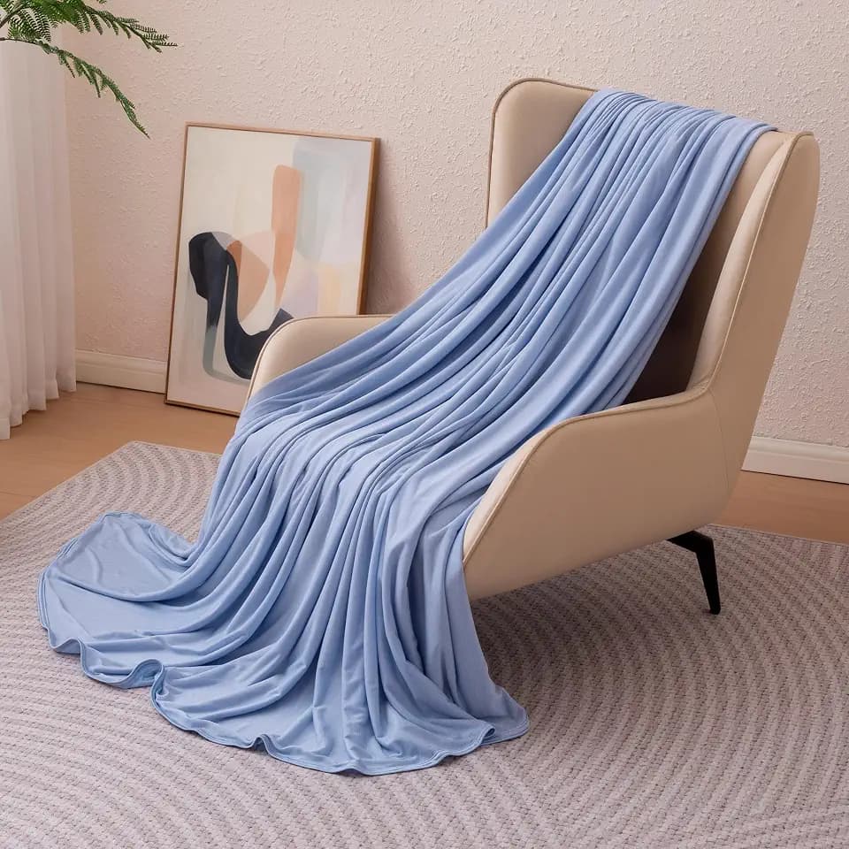 Amazon Basics Cooling Blanket for Hot Sleepers, Reversible Lightweight Thin Throw Blanket for Bed, Couch and Sofa, King (90" x 108"), Blue