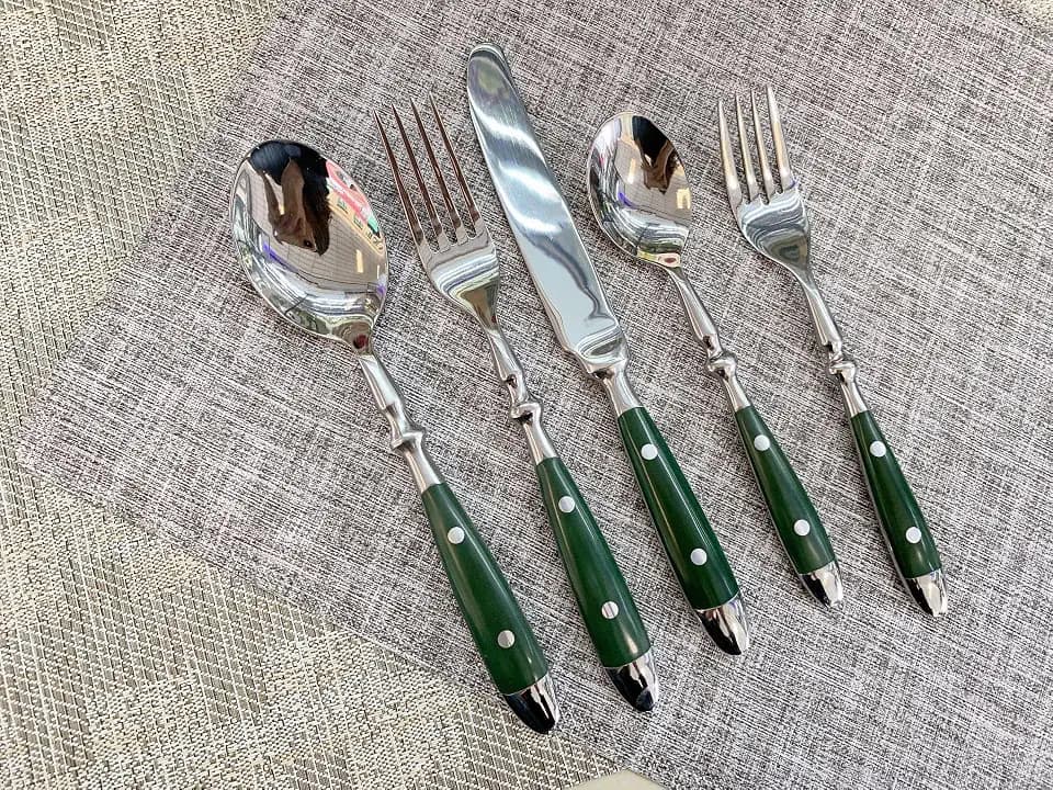 30PCS Cutlery Green Silverware Set for 6 Christmas Essentials Durable 18/10 Stainless Steel Utensils Set Flatware Sets Utensil Sets Mirror Polished Classical Retro Steak Tableware Spoon Fork Knife