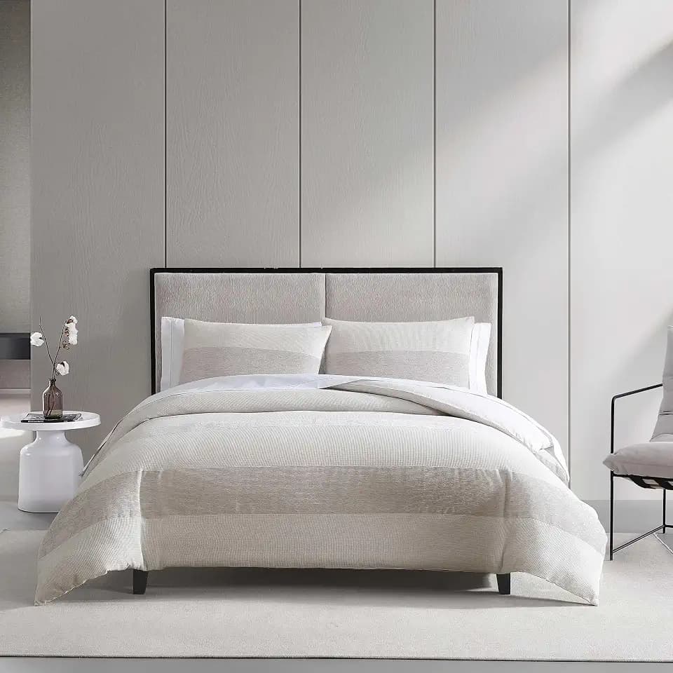 Vera Wang - King Comforter Set with Matching Shams