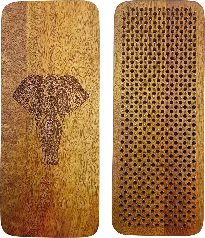 Sadhu Board aus Mangoholz mit Elefantenmotiv – Handgefertigtes Nagelbrett, 4 Nagelabstände für Yoga, Meditation & Achtsamkeit