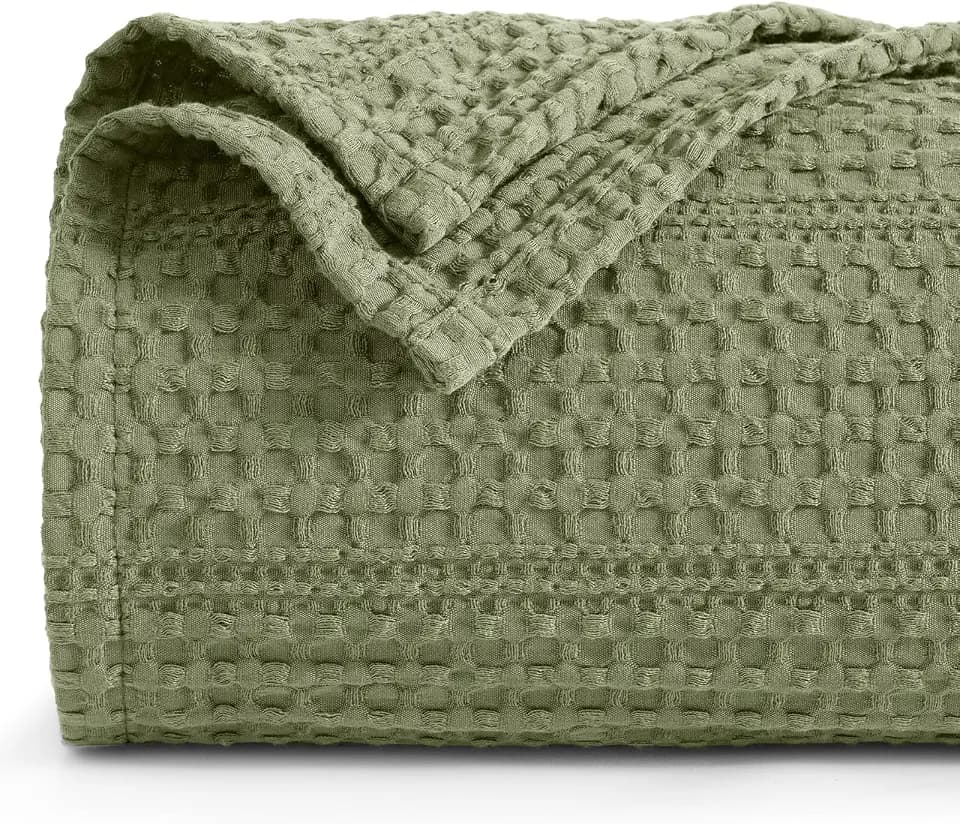 PHF Lightweight Waffle Weave Blanket King Size 104"x 90", Soft Woven All‑Season Blanket for Hot Sleepers - Aesthetic Home Decor for Couch Bed Sofa, Pet Friendly, Olive Green