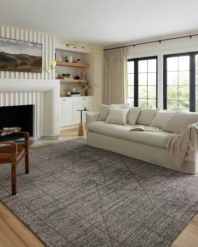 Loloi Kamala Charcoal/Ivory 4'-0" x 6'-0" Accent Rug
