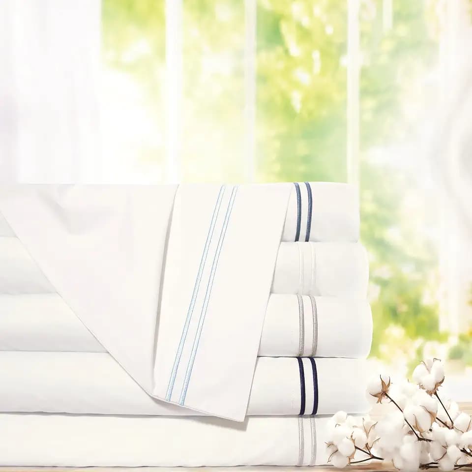 Pointehaven 300 TC Percale 100% Long Staple Cotton Double Satin Stitch Duvet Set (White-Black, King/Cal King)