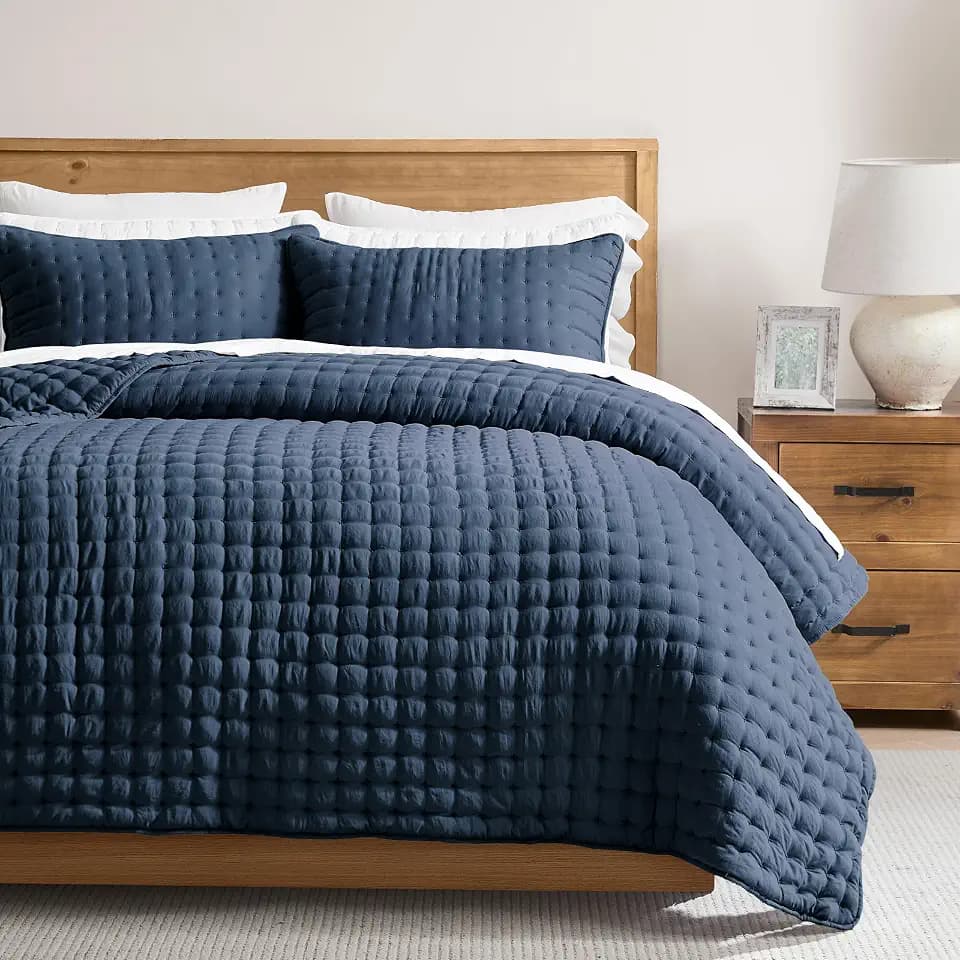 WDCOZY Cloud Soft Quilt Set, King Size, Navy Blue, 3 Pieces 104x90 inches