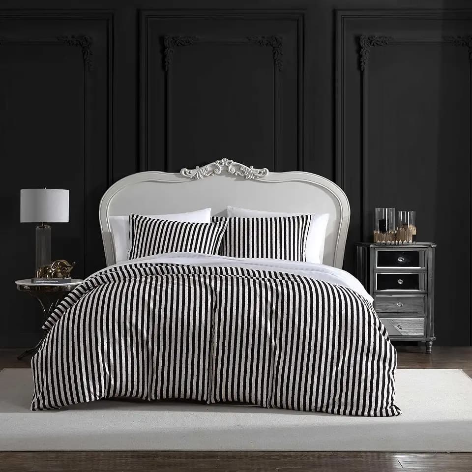 Betsey Johnson - Queen Duvet Cover Set with Shams, Soft Bedding Set