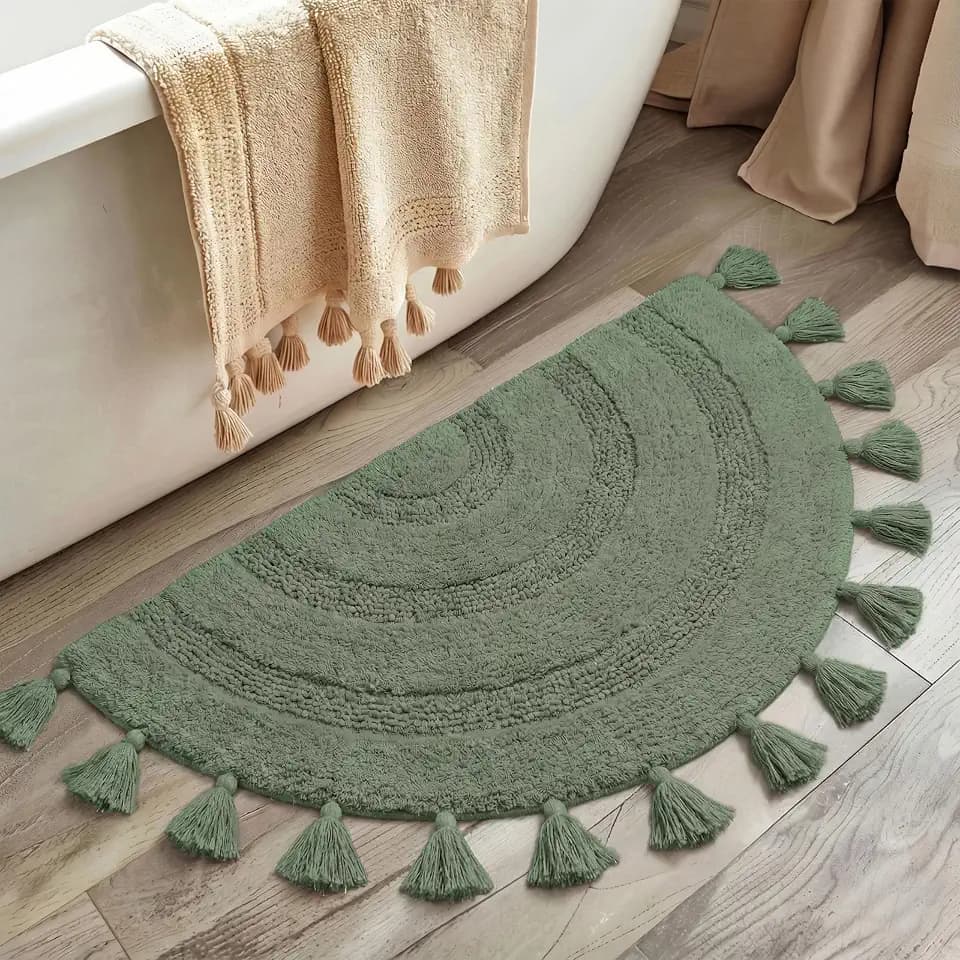 KOEXM Half Circle Boho Bathroom Rugs with Tassels 100% Cotton